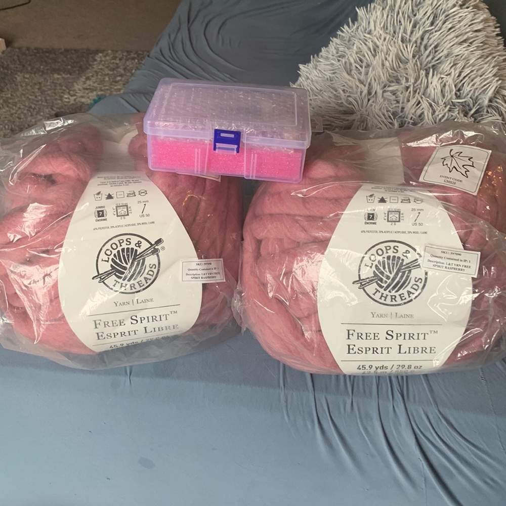 Six large rolls of fleece wool including threading kit needles